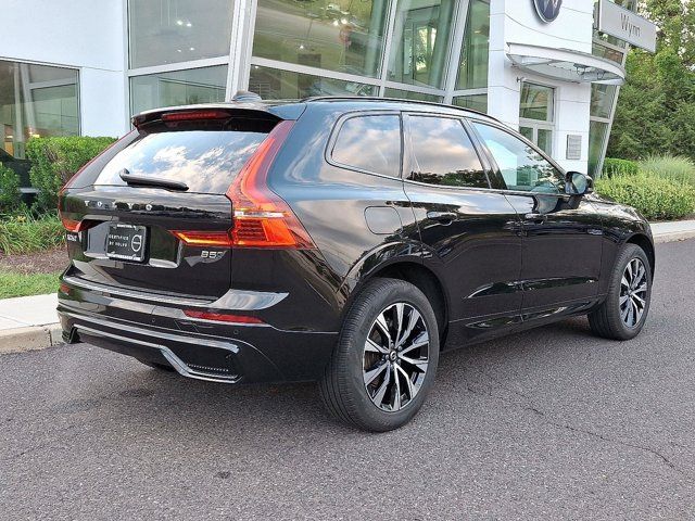 2025 Volvo XC60 Core