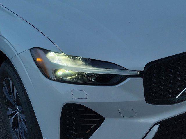 2025 Volvo XC60 Core