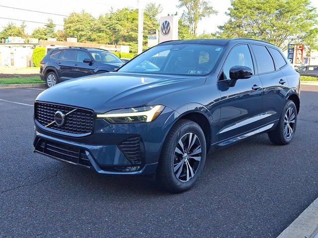 2025 Volvo XC60 Core