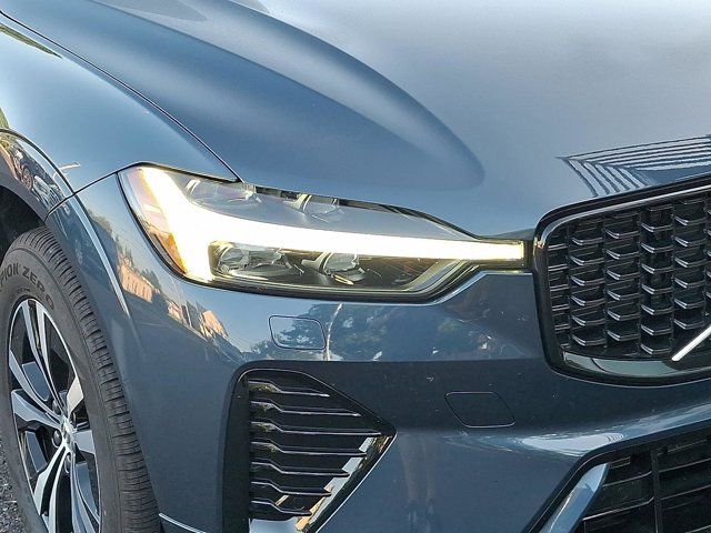 2025 Volvo XC60 Core