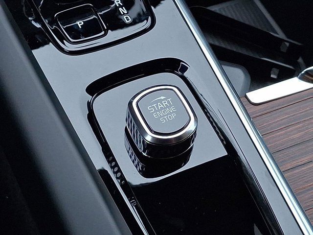 2025 Volvo XC60 Ultra