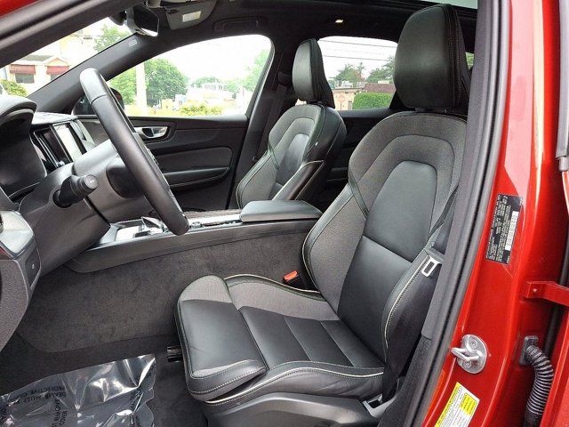 2025 Volvo XC60 Ultra