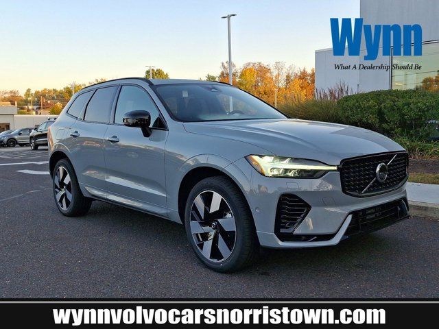 2025 Volvo XC60 Plug-In Hybrid Plus