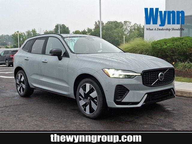 2025 Volvo XC60 Plug-In Hybrid Plus