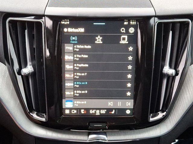 2025 Volvo XC60 Plug-In Hybrid Plus