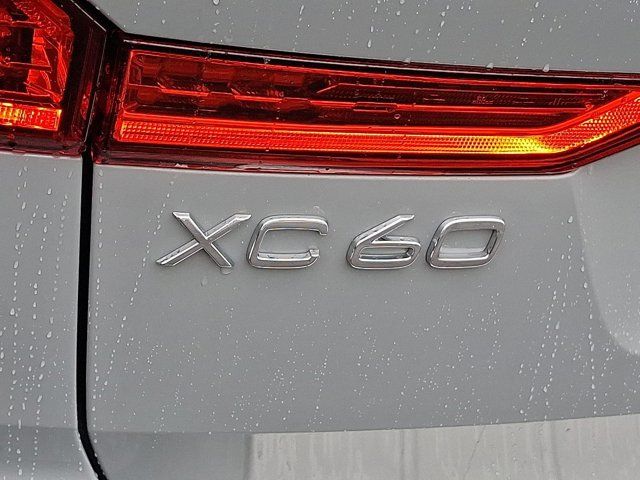 2025 Volvo XC60 Plug-In Hybrid Plus