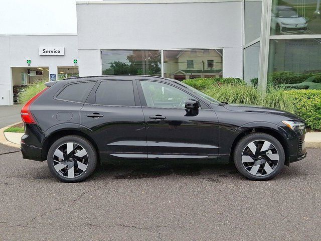 2025 Volvo XC60 Plug-In Hybrid Plus