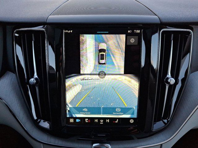 2025 Volvo XC60 Plug-In Hybrid Plus