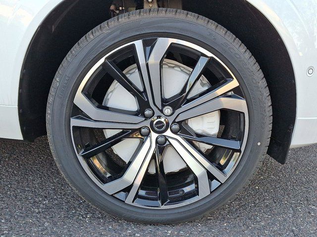 2025 Volvo XC60 Plug-In Hybrid Ultra