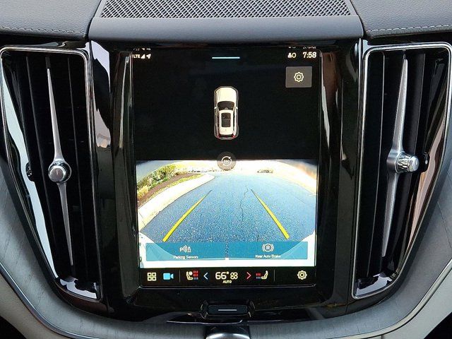 2025 Volvo XC60 Plug-In Hybrid Ultra