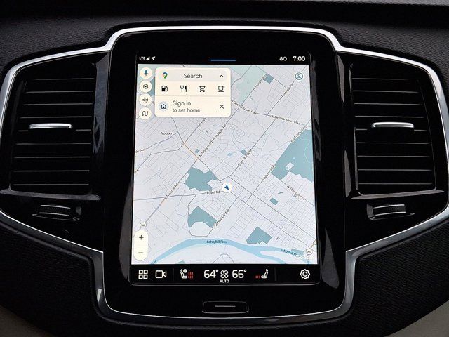 2025 Volvo XC90 Plus