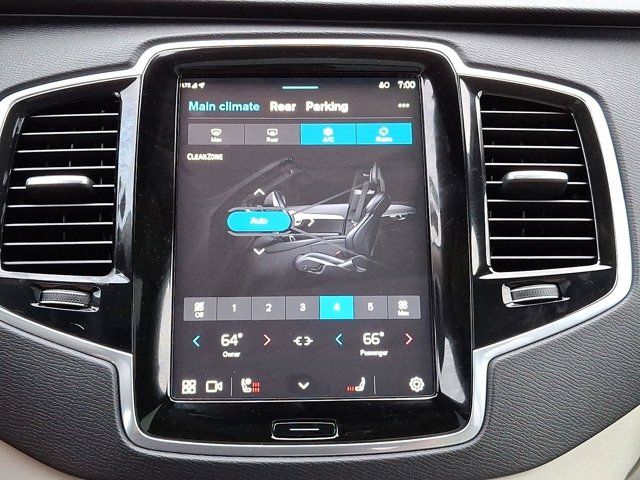 2025 Volvo XC90 Plus