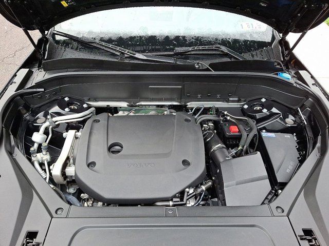 2025 Volvo XC90 Plus