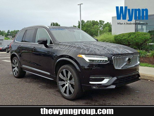2025 Volvo XC90 Plus
