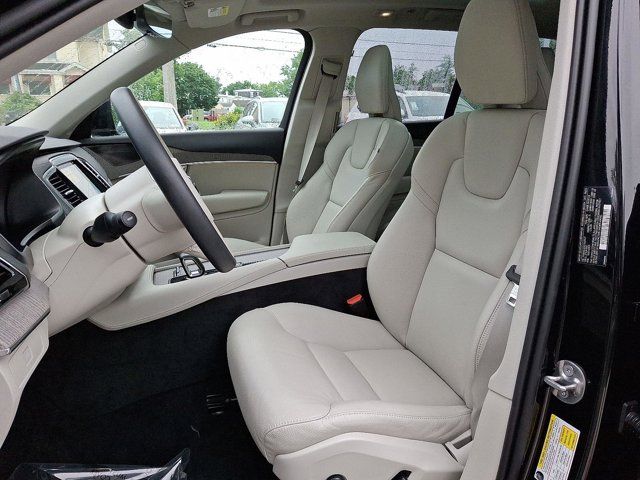 2025 Volvo XC90 Plus