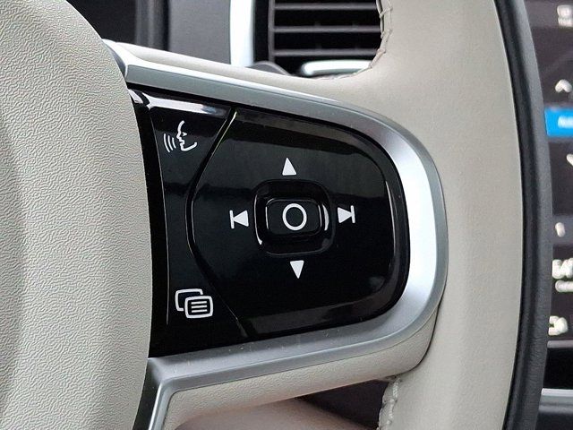 2025 Volvo XC90 Plus