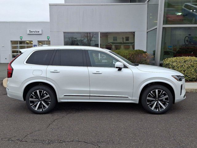 2025 Volvo XC90 Core