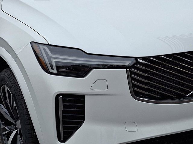2025 Volvo XC90 Core