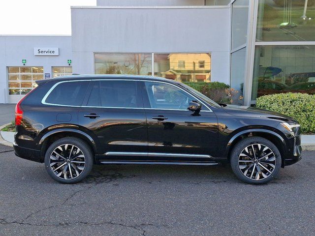 2025 Volvo XC90 Plus