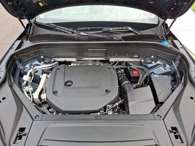 2025 Volvo XC90 Plus