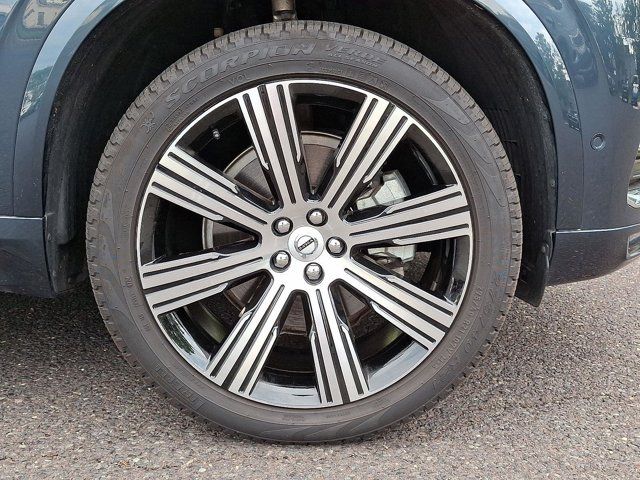 2025 Volvo XC90 Plus