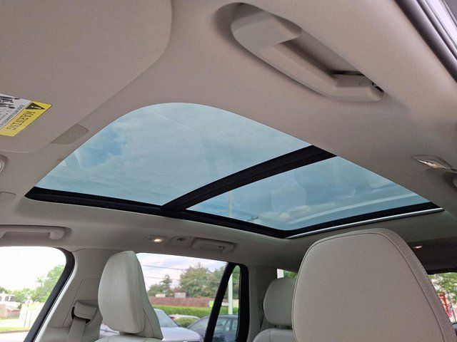 2025 Volvo XC90 Plus