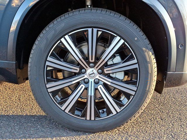 2025 Volvo XC90 Plus