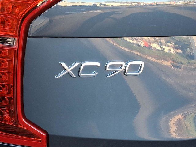 2025 Volvo XC90 Plus