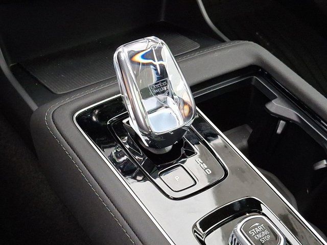 2025 Volvo XC90 Plus