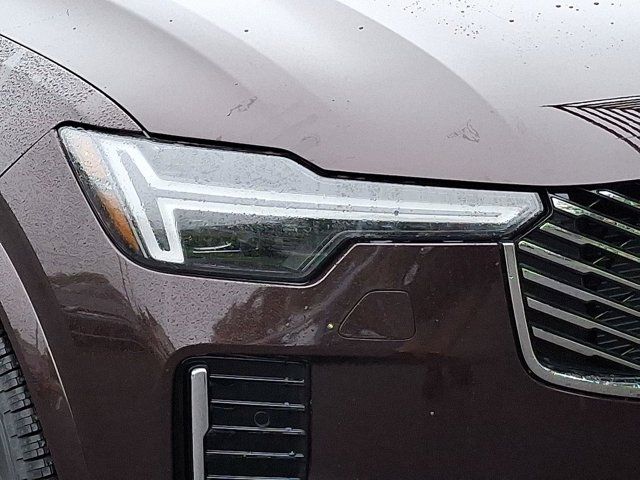 2025 Volvo XC90 Core