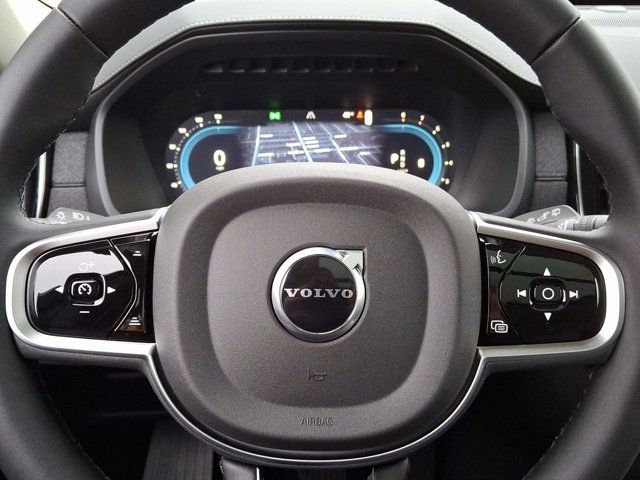 2025 Volvo XC90 Plus