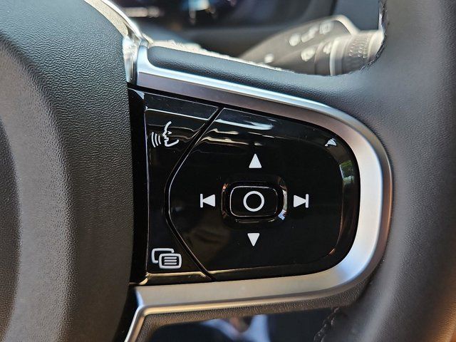 2025 Volvo XC90 Plus