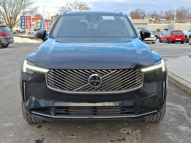 2025 Volvo XC90 Plug-In Hybrid Plus