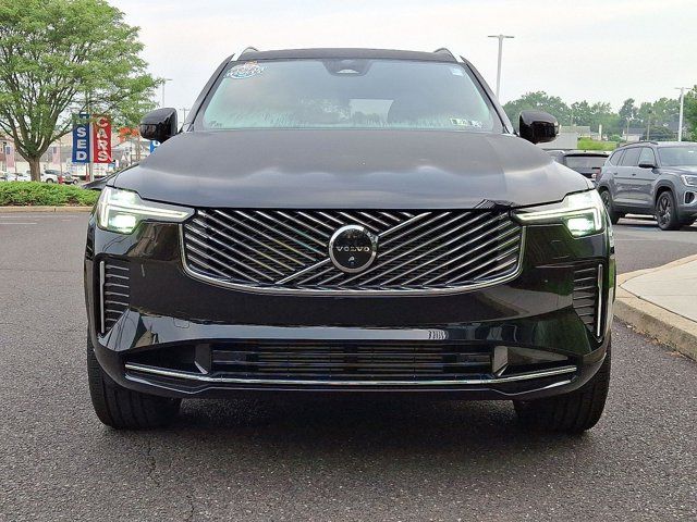 2025 Volvo XC90 Plug-In Hybrid Plus