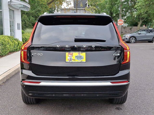 2025 Volvo XC90 Plug-In Hybrid Plus