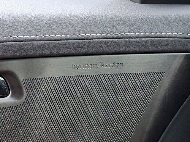 2025 Volvo XC90 Plug-In Hybrid Plus