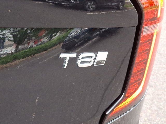 2025 Volvo XC90 Plug-In Hybrid Plus