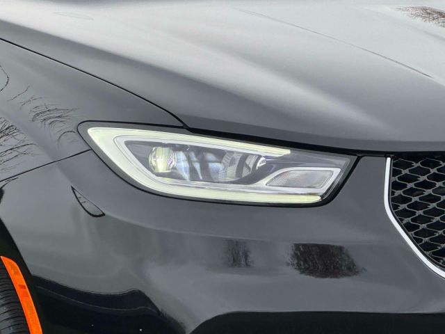 2026 Chrysler Pacifica Select FWD