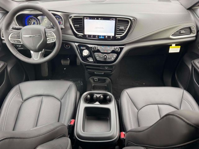 2026 Chrysler Pacifica Select FWD