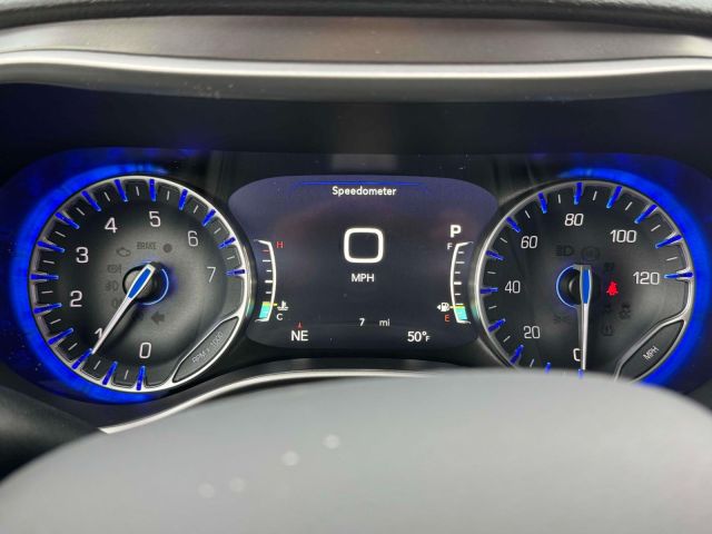 2026 Chrysler Pacifica Select FWD