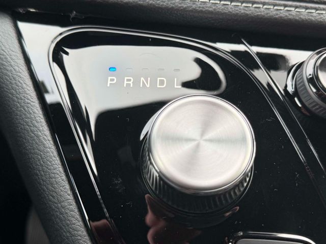 2026 Chrysler Pacifica Select FWD