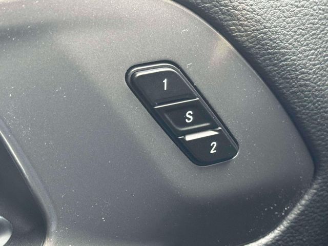 2026 Chrysler Pacifica Select FWD