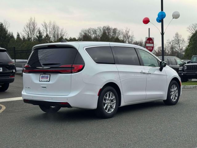 2026 Chrysler Pacifica Select FWD 2026 Chrysler Pacifica Select FWD