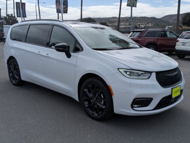 2026 Chrysler Pacifica Limited