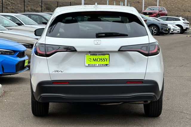 2026 Honda HR-V LX