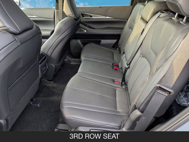 2026 INFINITI QX60 LUXE 2026 INFINITI QX60 LUXE