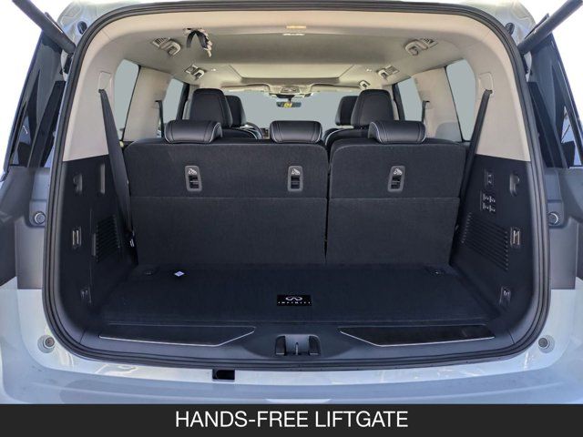 2026 INFINITI QX80 LUXE 2026 INFINITI QX80 LUXE