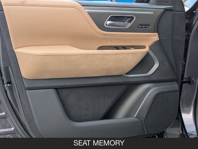 2026 INFINITI QX80 LUXE 2026 INFINITI QX80 LUXE