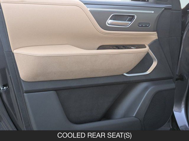 2026 INFINITI QX80 LUXE