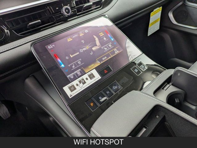 2026 INFINITI QX80 LUXE 2026 INFINITI QX80 LUXE